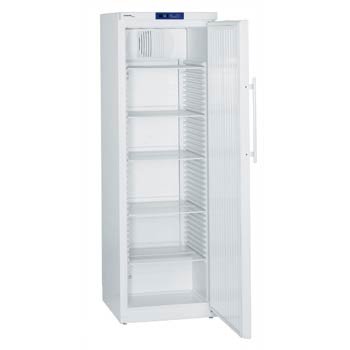 LKv 3910 Холодильный шкаф Mediline(принудительное охлаждение),габариты 600/615/1840,(от +3,0° до +8,0° С), 360л.
